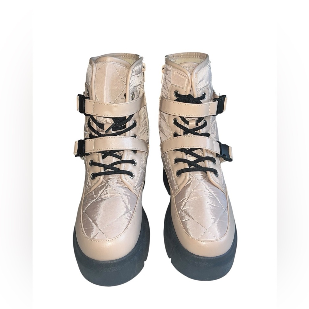 THE AROUND THE WORLD IN A DAY Combat Boots Size 8 - Picture 9 of 11